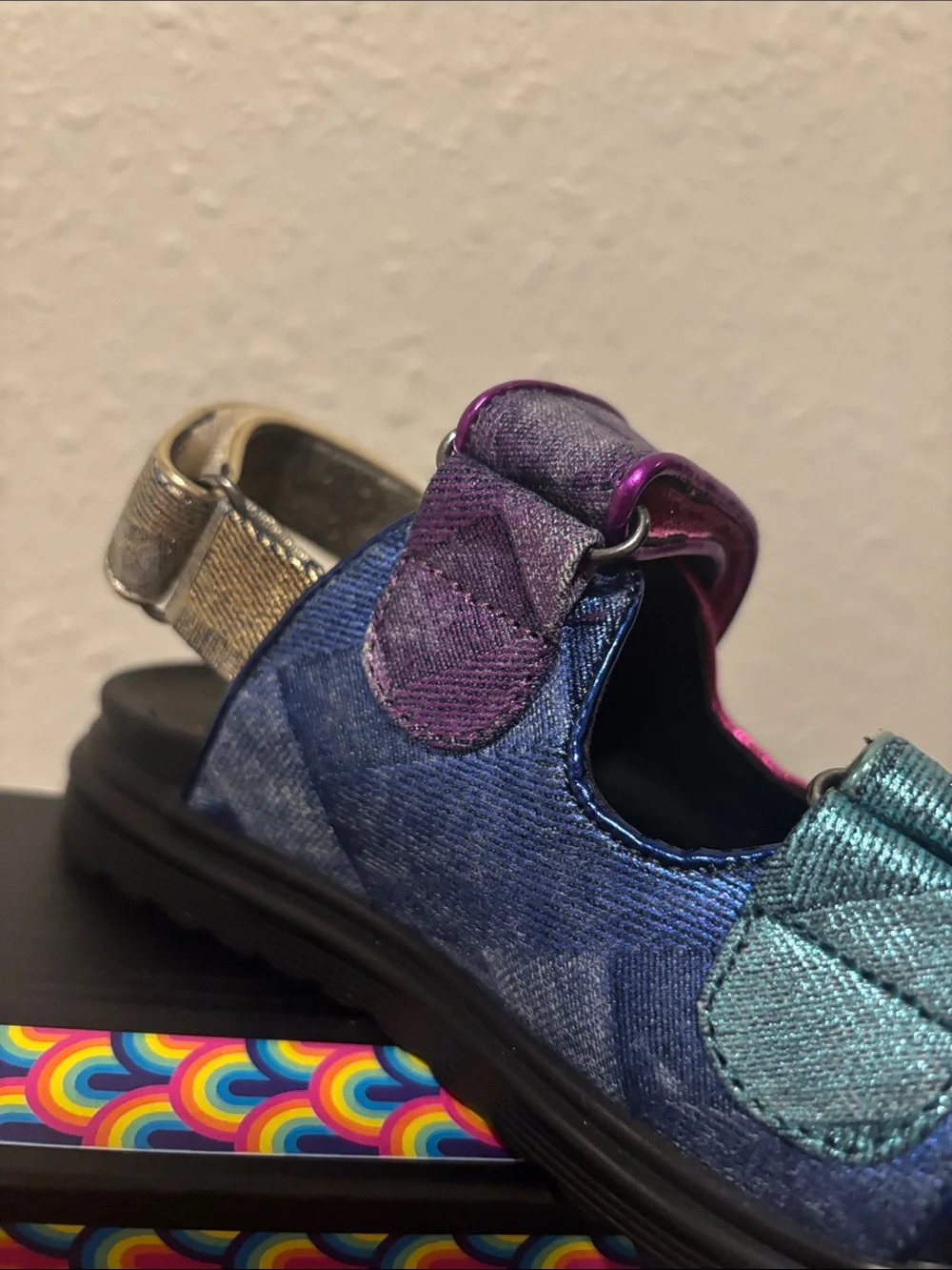 Kids Multicolor Metallic Sandals - Kurt Geiger